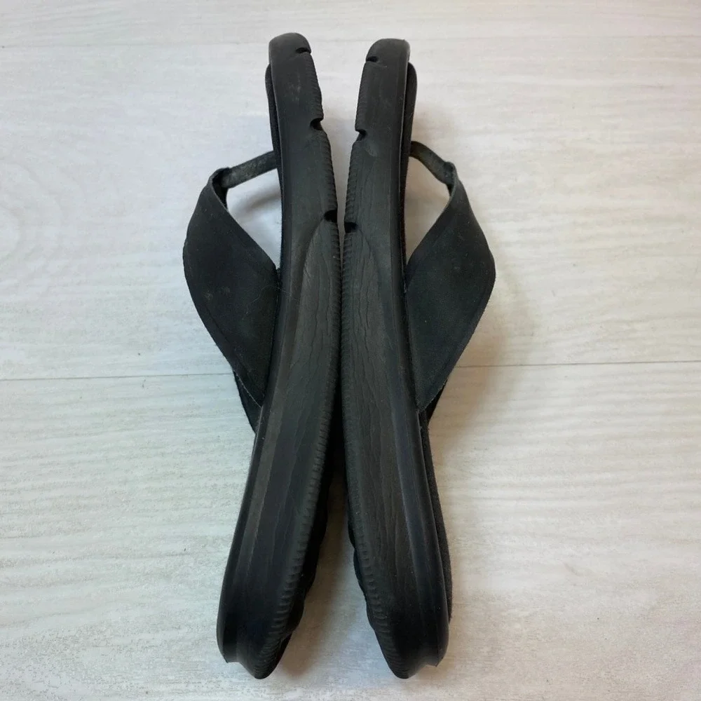 Nike Womens Sz 10 Comfort Footbed Flip Flops Thong Sandals Black 882697-001 Foam